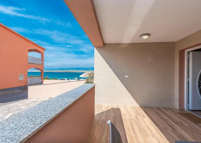 Luxury Apartments - La Vir 1 & 2